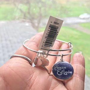 Alex & Ani Peace & Love Holiday SS bangle ✌🏼💙